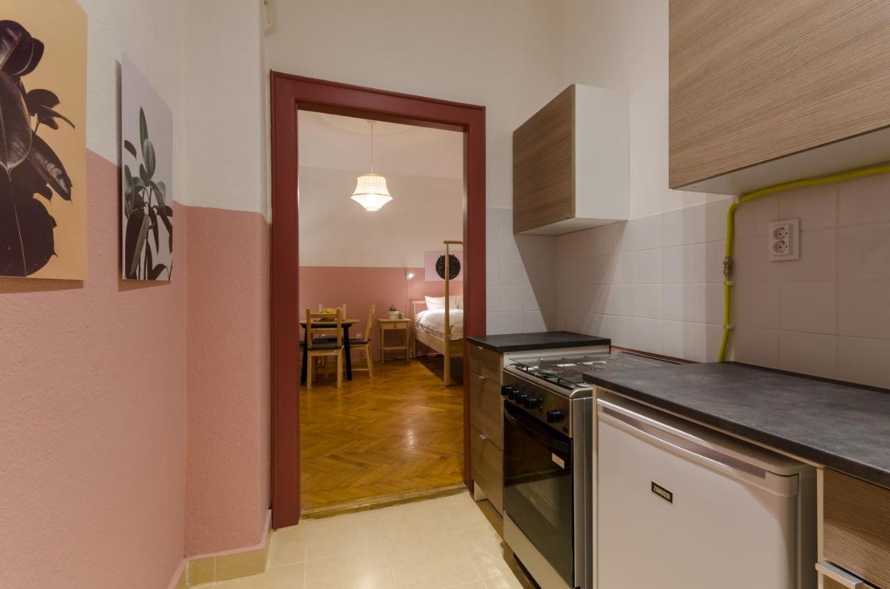 Studio Next To Kiraly Street Kd11 Appartement Boedapest Buitenkant foto